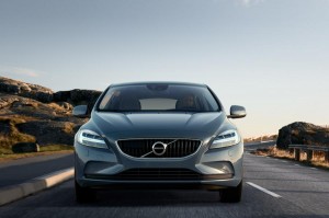 volvo v40 (1)