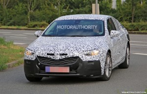 2017 opel insignia spy shots (3)