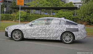 2017 opel insignia spy shots (7)