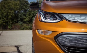 2017-chevrolet-bolt-ev-17