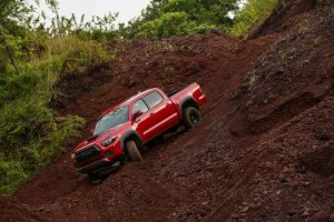 2017-toyota-tacoma-trd-pro-13