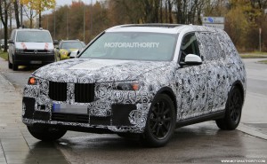 2019-bmw-x7-5