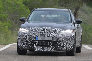 2019-jaguar-i-pace-test-mule-spy-shots-1