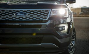 2017-ford-explorer-platinum-13