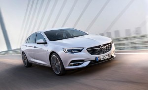 2017-opel-insignia-1