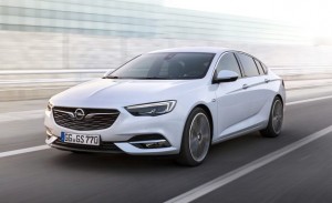 2017-opel-insignia-15