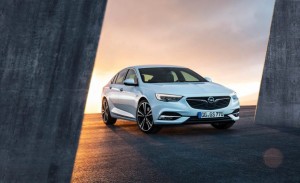 2017-opel-insignia-5