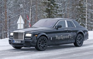 2017-rolls-royce-suv-6