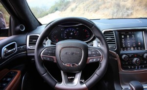 2017 Jeep Grand Cherokee SRT (23)