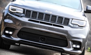 2017 Jeep Grand Cherokee SRT (8)