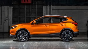 2017-nissan-rogue-sport-3