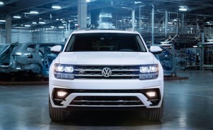 2018-volkswagen-atlas-r-line-16