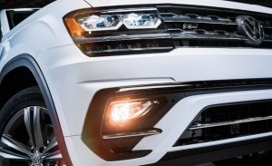 2018-volkswagen-atlas-r-line-4