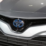 2018 toyota camry hybrid (9)