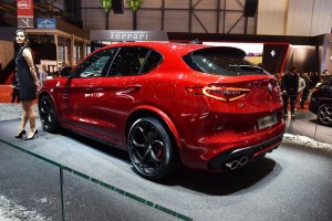 alfa romeo stelvio (4)