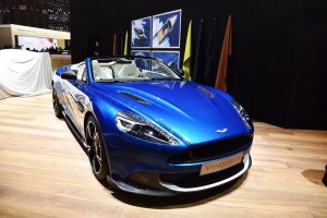 aston martin vanquish s volante (1)