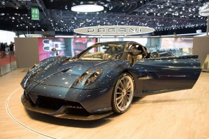 pagani huayra roadster (1)