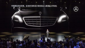 Mercedes-Benz S-Klasse Weltpremiere im Rahmen der Mercedes-Benz Media Night auf der Auto Shanghai 2017.