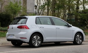 2017 volkswagen e-golf (2)