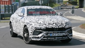 lamborghini urus (1)