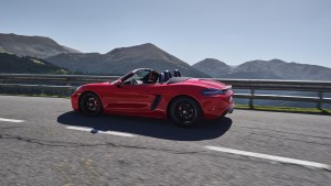 porsche 718 cayman gts and 718 boxster gts (3)