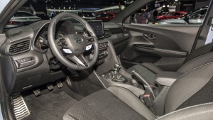 2019 hyundai veloster (14)