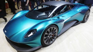 aston martin vanquish vision concept (1)