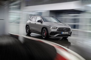 mercedes-amg gla 45 (1)